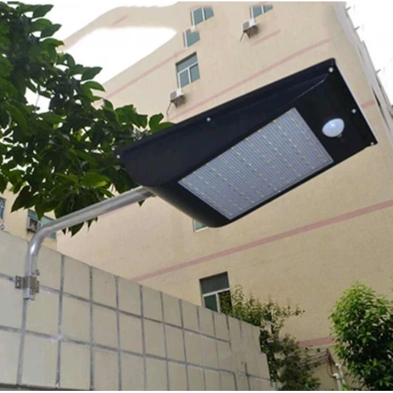 كشاف 81 LED-انارة بالطاقة الشمسية-مقاوم للماء والعوامل الجوية image