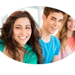 جهاز تنظيف الاسنان بقوة ضغط الماء