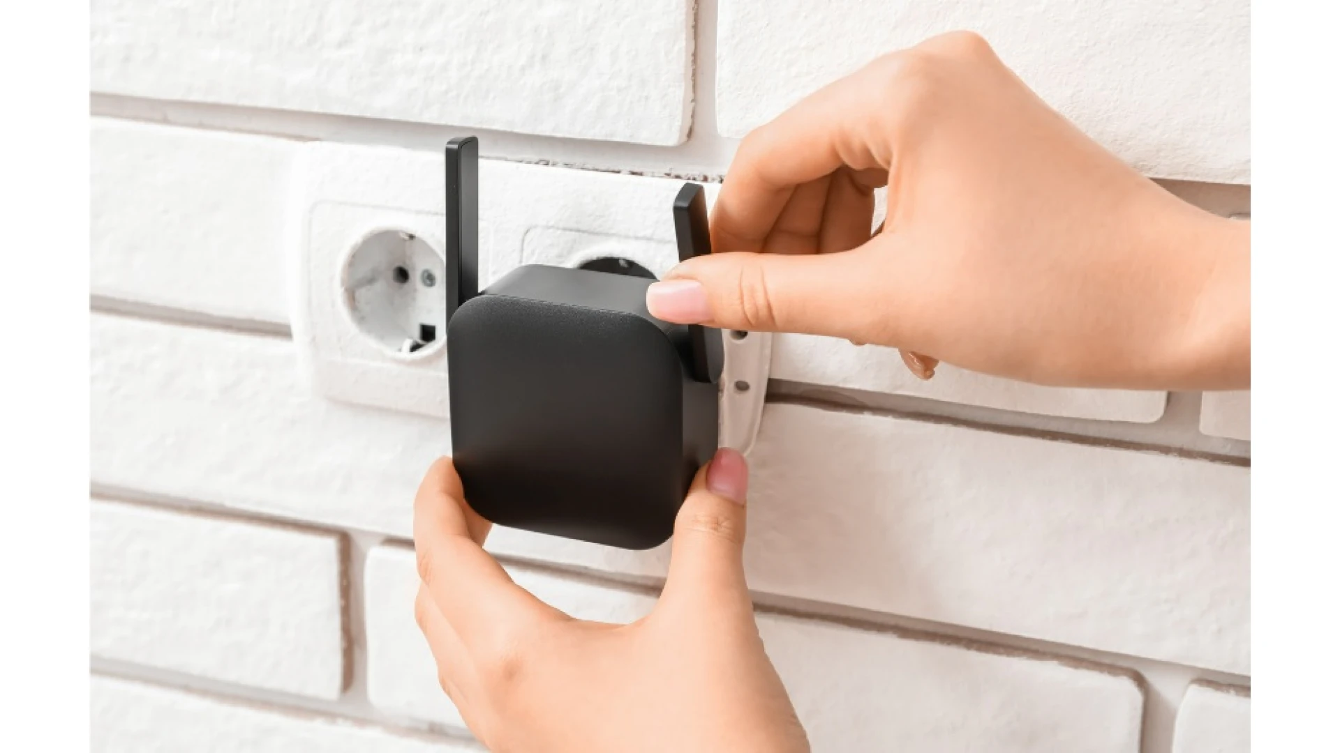 image/cache/wp/gj/blog/security-cameras/-فيش-كهرباء-ذكي-s1-أفضل-مقبس-كهربائي-ذكي-1920x1080.webp