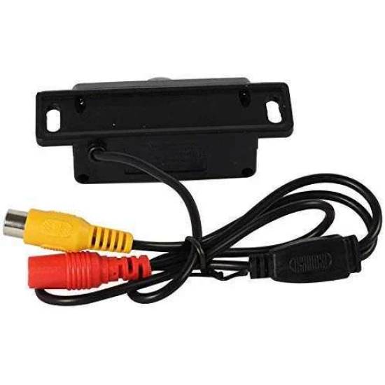 صورة-مرآة سيارة تتحول الى شاشة عند الرجوع الى الخلف 