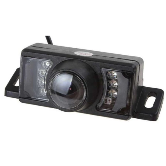 صورة-مرآة سيارة تتحول الى شاشة عند الرجوع الى الخلف 