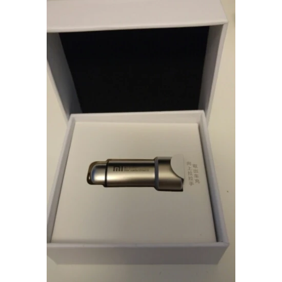 صورة-شاحن الجوال للسيارة اصلي من شركة شاومي 