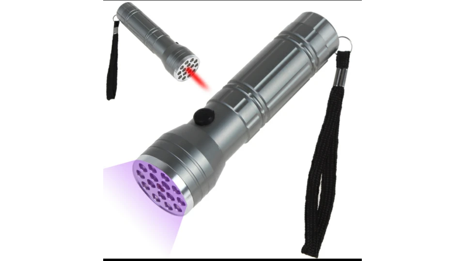 كشاف العقارب ٣×١