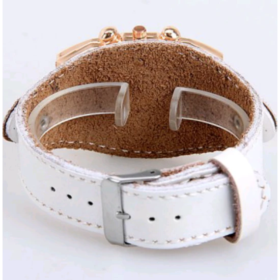 صورة-ساعة نسائية womage